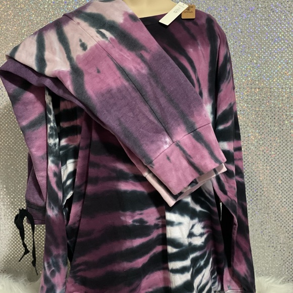 💥New Victoria Secret Tie-Dye Tee & Skinny Jogger Set 💥 - Picture 4 of 14